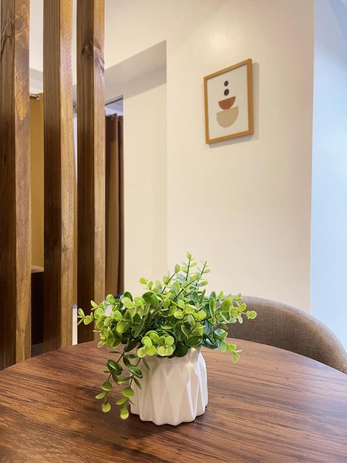 Airo Suites Makati Pasay Zewnętrze zdjęcie