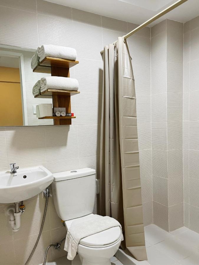 Airo Suites Makati Pasay Zewnętrze zdjęcie