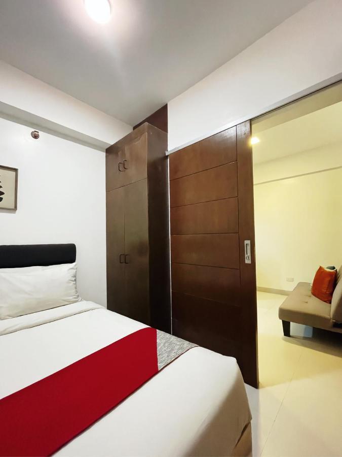 Airo Suites Makati Pasay Zewnętrze zdjęcie