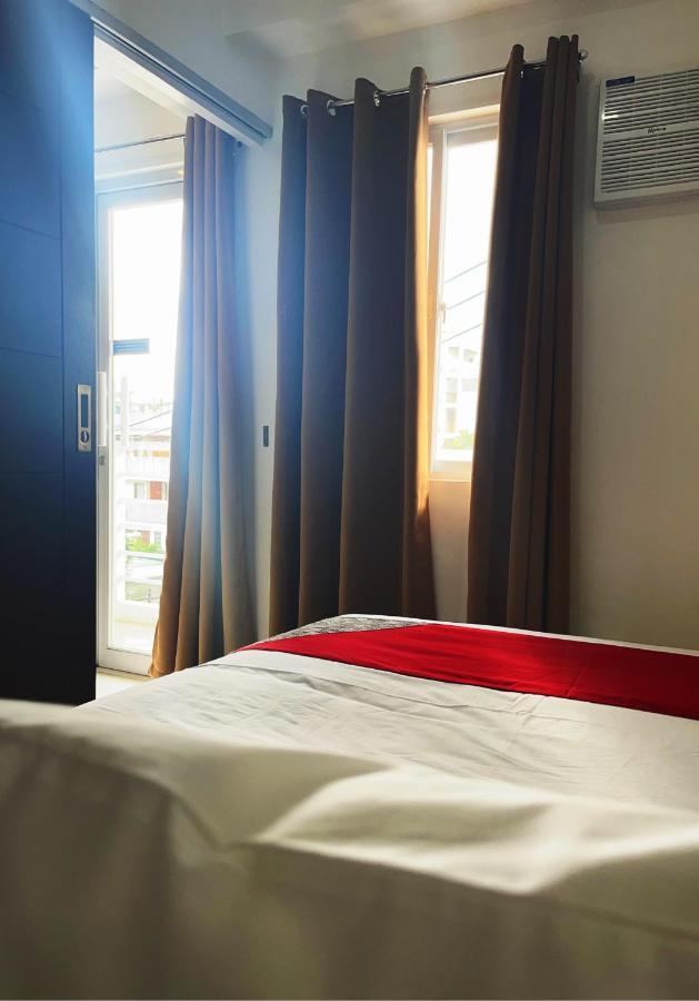 Airo Suites Makati Pasay Zewnętrze zdjęcie