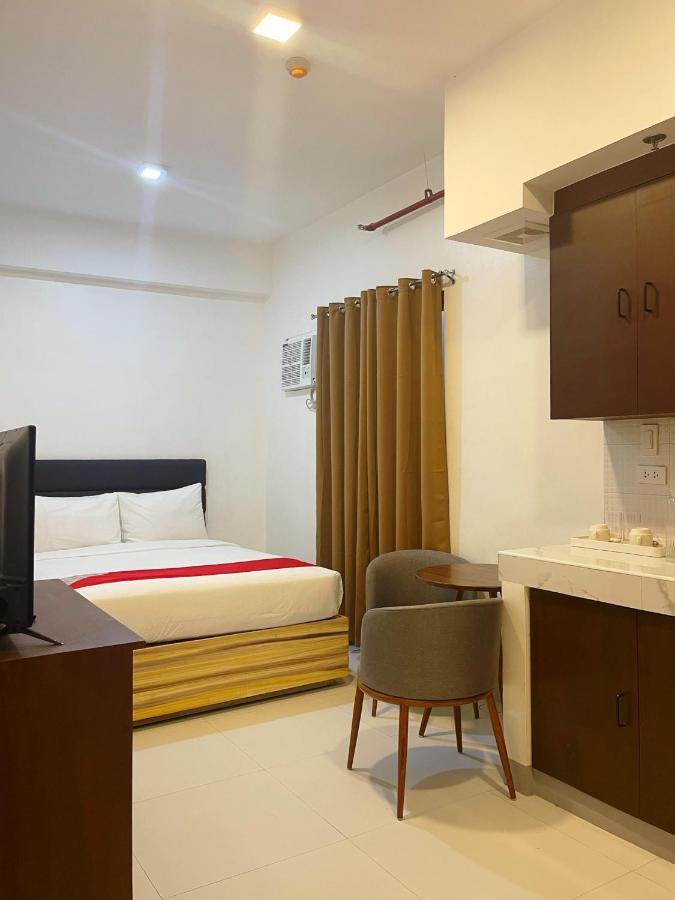 Airo Suites Makati Pasay Zewnętrze zdjęcie