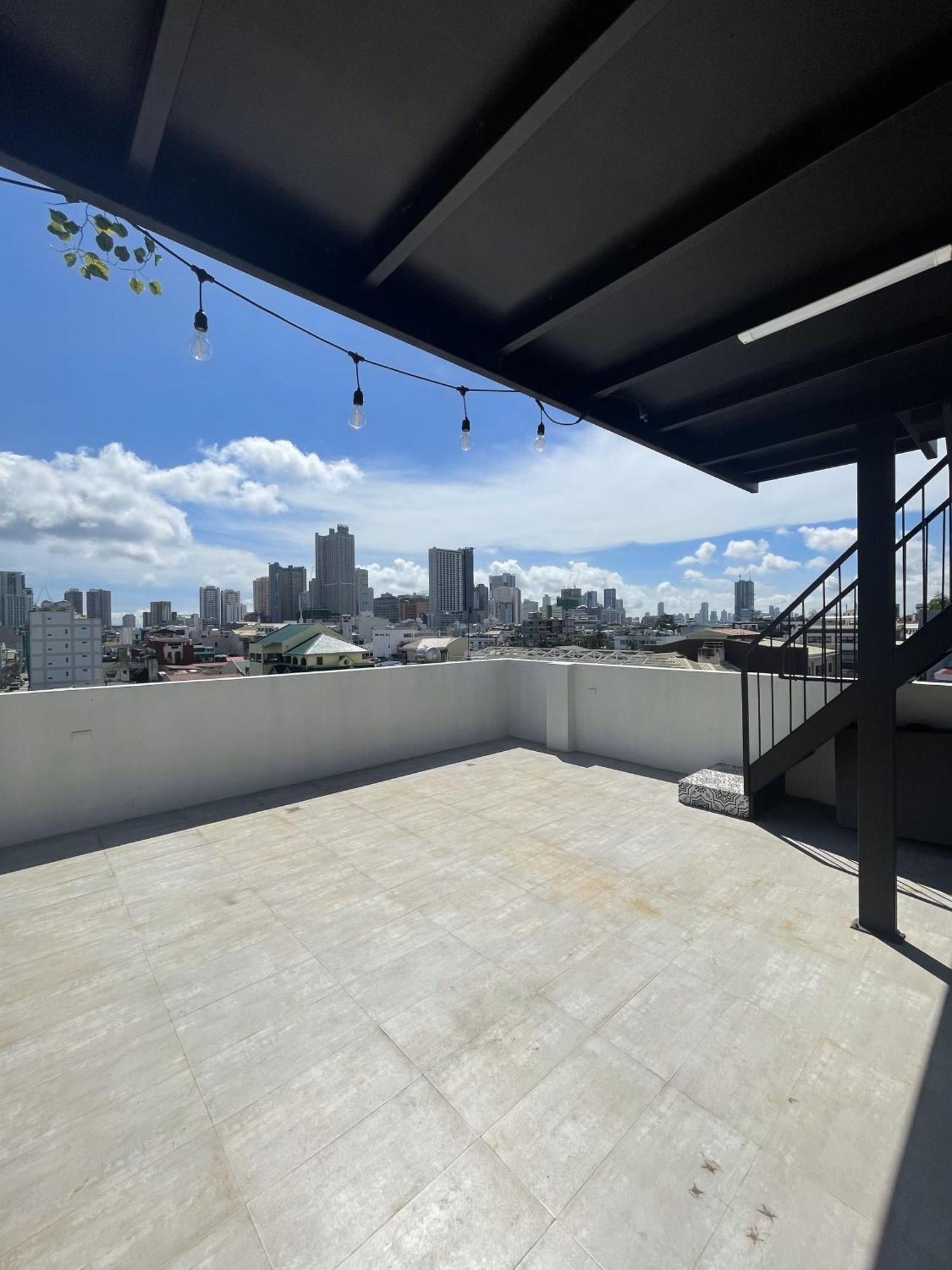 Airo Suites Makati Pasay Zewnętrze zdjęcie